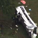 Arrestan al conductor del autobús vinculado al choque en Florida en el que murieron ocho trabajadores agrícolas