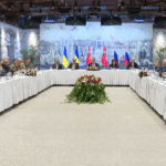 Ucrania y Rusia acuerdan un gran intercambio de prisioneros en su primera negociación directa