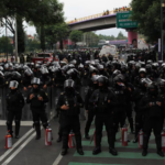 Protestas de la CNTE y madres buscadoras detienen la CDMX en inicio del Mundial